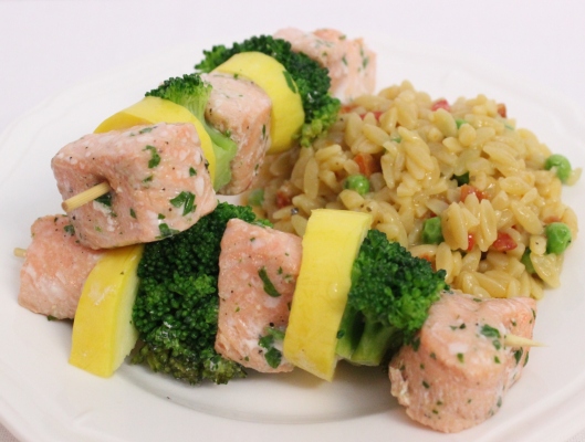 Steamed Salmon Kebabs With Vegetables